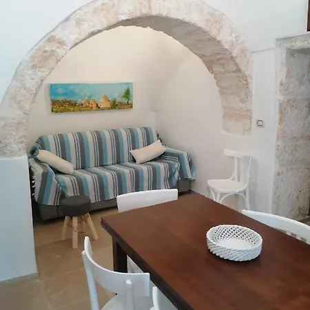 Trulli Del Sole Donato Holiday home *